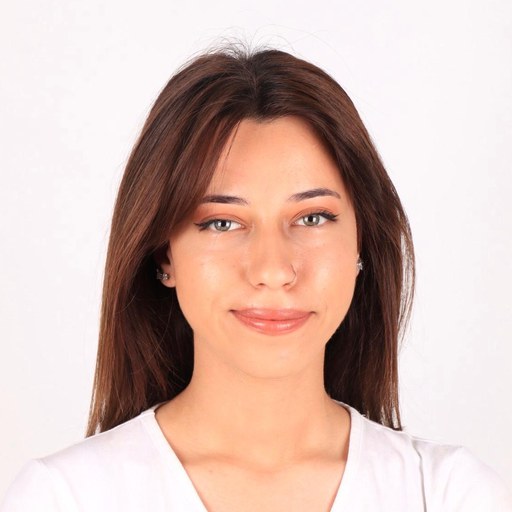 Nisanur Büyükbaş — Suu growth marketing ve tasarım sorumlusu